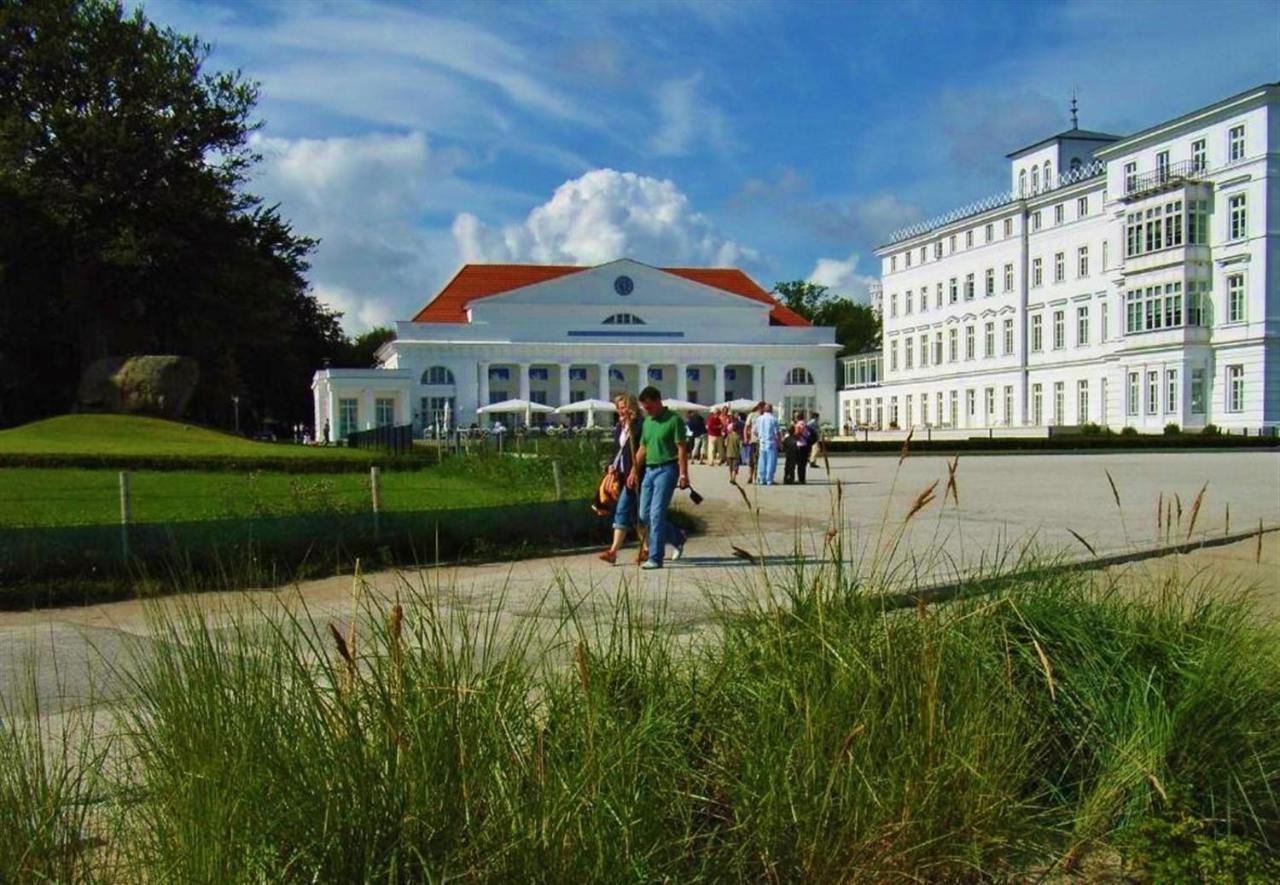 Ostsee Hotel-Pension An Der Lindenallee Bad Doberan Exterior foto
